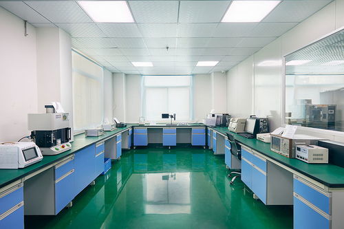 融合光影藝術(shù) 機械制造攝影與計算機軟硬件零售的跨界共生